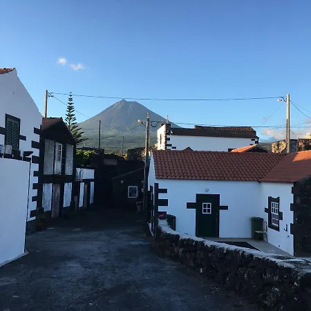 Casa Do Avo Cristiano Feriehus Madalena (Azores)